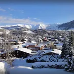 Familial A Megeve, Vue Sur Le Village