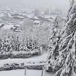 Familial A Megeve, Vue Sur Le Village Σαλέ *