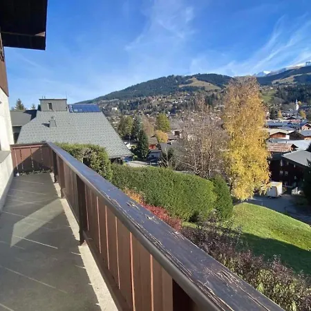 Familial A Megeve, Vue Sur Le Village Chalet