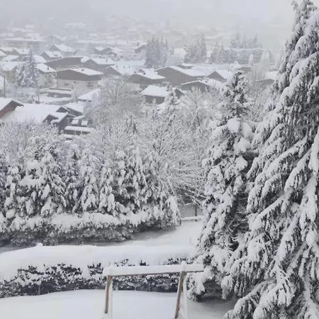 Familial A Megeve, Vue Sur Le Village Chalet *
