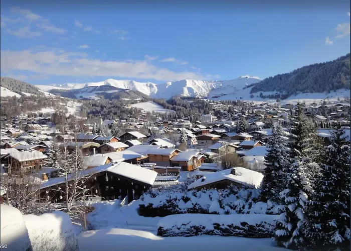 Familial A Megeve, Vue Sur Le Village